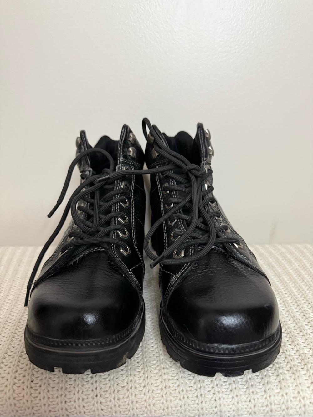 Harley Davidson women’s Tyler 6in Black Leathe Boots in size 8.5
